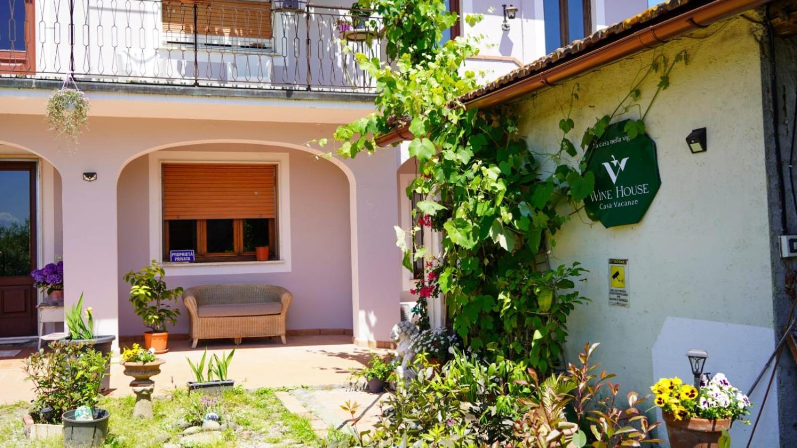Wine House Bed and Breakfast Capannori Buitenkant foto